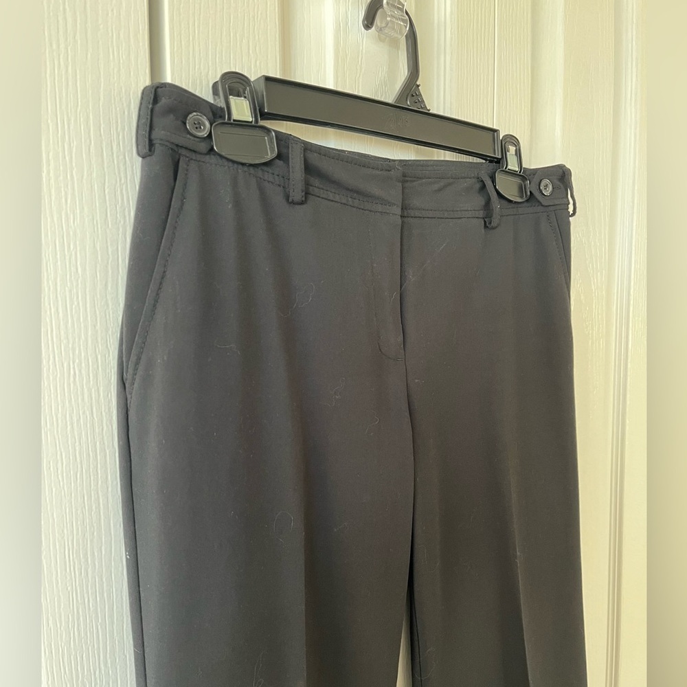 Yzza Mid-Rise Pleated Trousers - Picture 2 of 5
